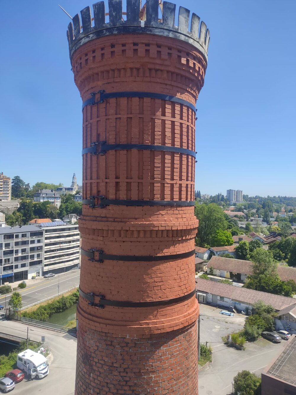 brick chimney, cerce, brick repair